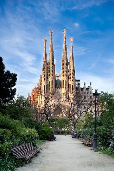 Photography Sagrada Familia Cathedral by Gaudi, Travelpix Ltd