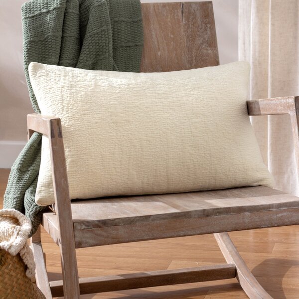 Yard Osaka Chenille 40cm x 60cm Filled Boudoir Natural
