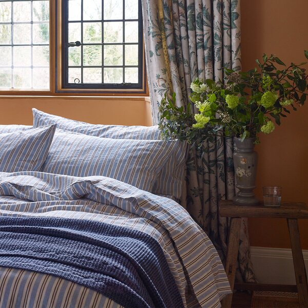 Piglet Bluebell Somerley Stripe Linen Pillowcases (Pair) Size Super King