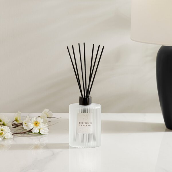 Tuberose and Freesia Ribbed Diffuser Clear