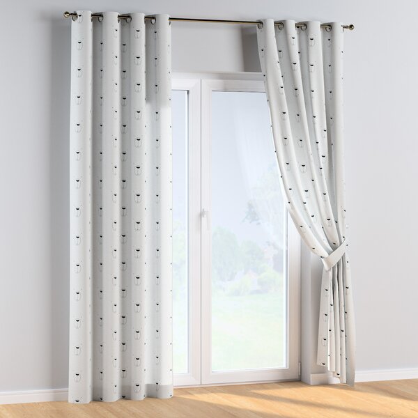 Eyelet curtains