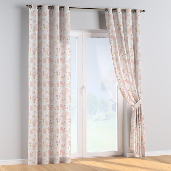 Eyelet curtains