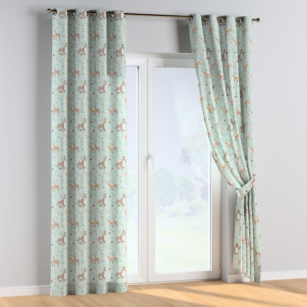 Eyelet curtains