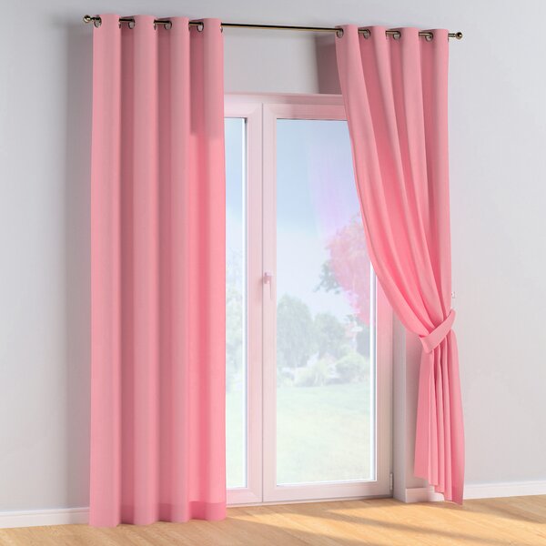 Eyelet curtains