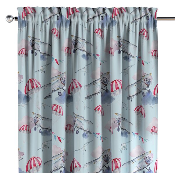 Slot and frill curtains