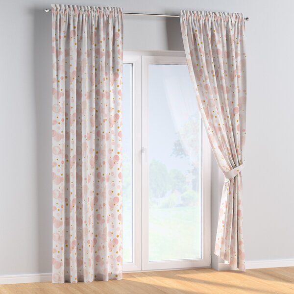 Slot and frill curtains