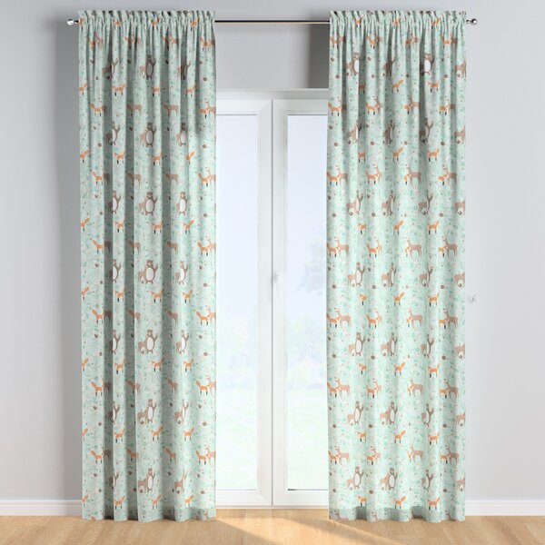 Slot and frill curtains