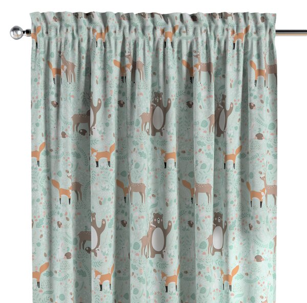 Slot and frill curtains