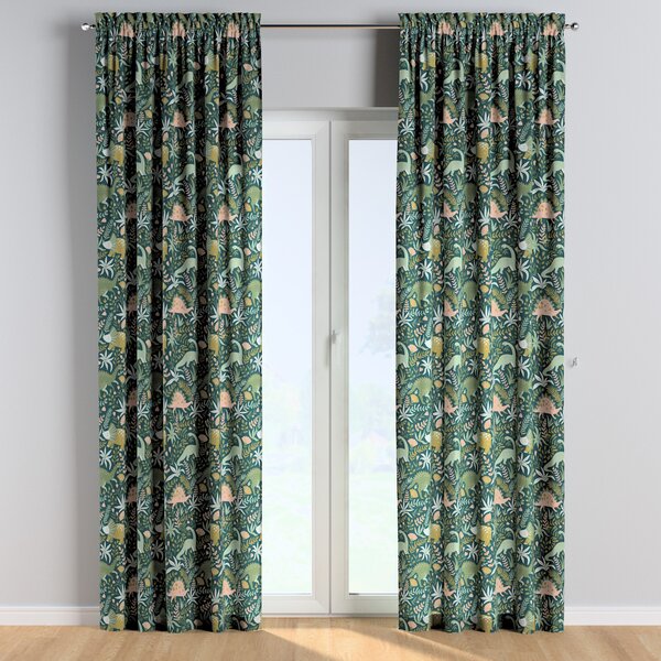 Slot and frill curtains