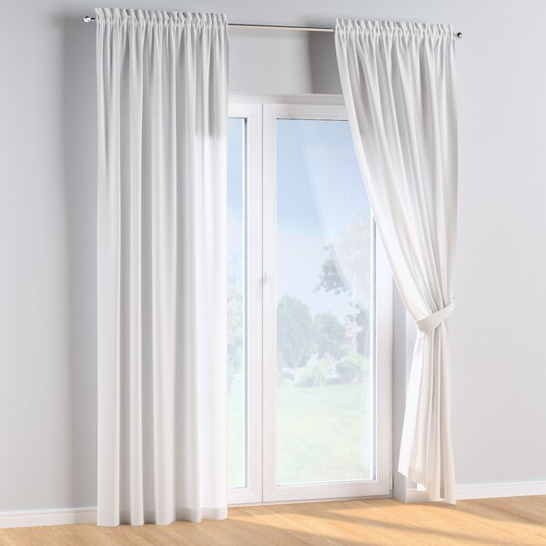 Slot and frill curtains