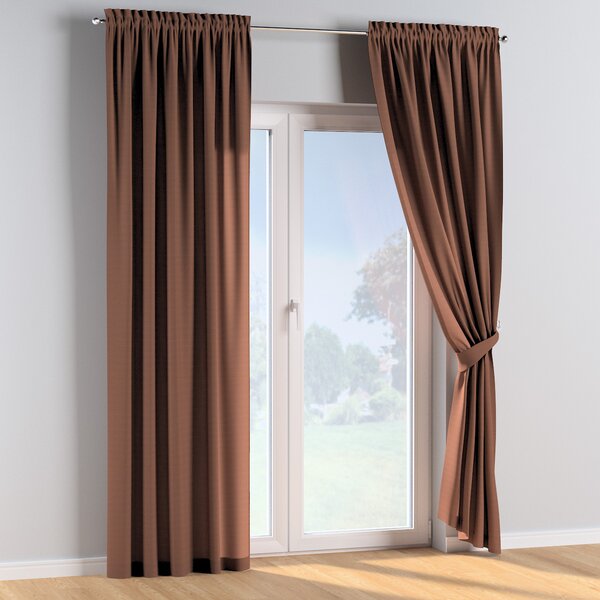 Slot and frill curtains