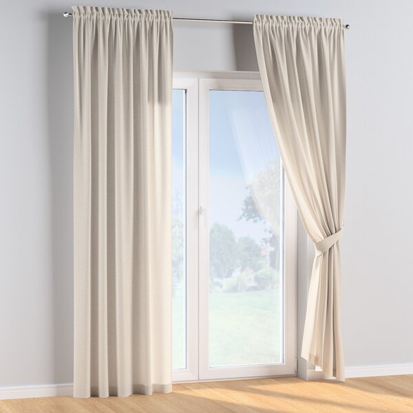 Slot and frill curtains