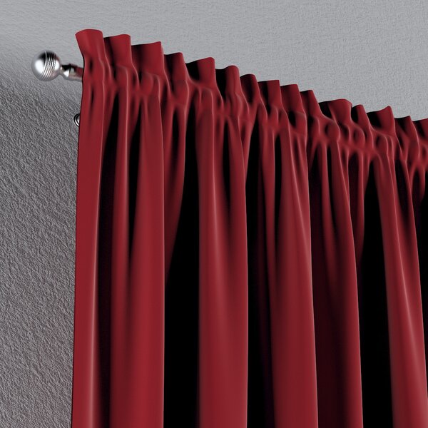 Slot and frill curtains