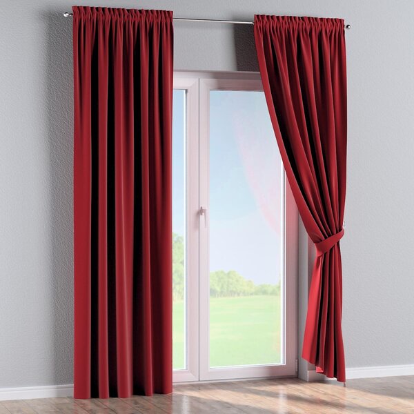 Slot and frill curtains