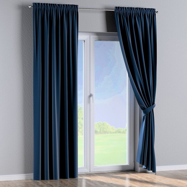 Slot and frill curtains