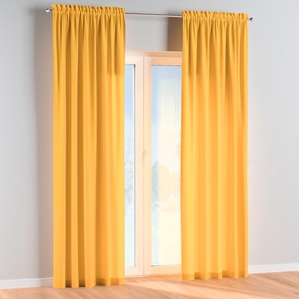 Slot and frill curtains
