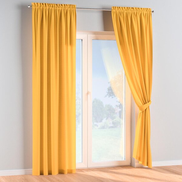 Slot and frill curtains