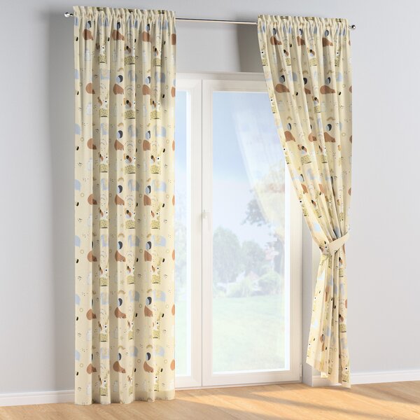 Slot and frill curtains