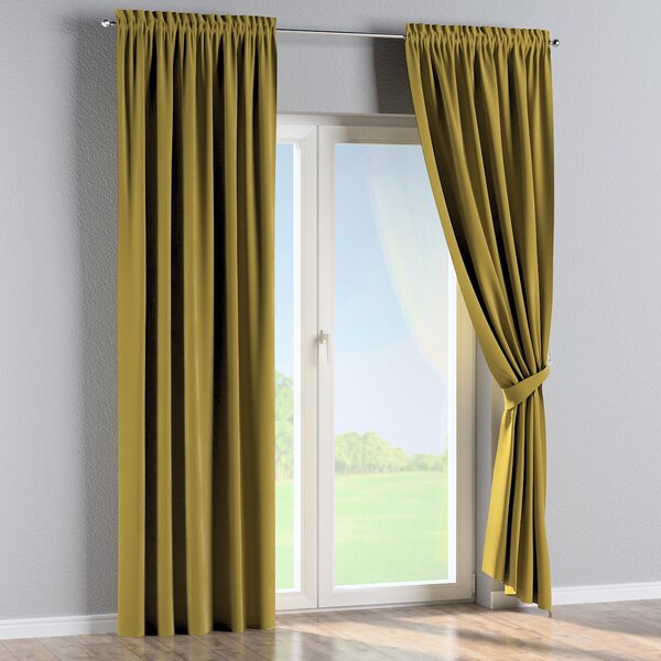Slot and frill curtains