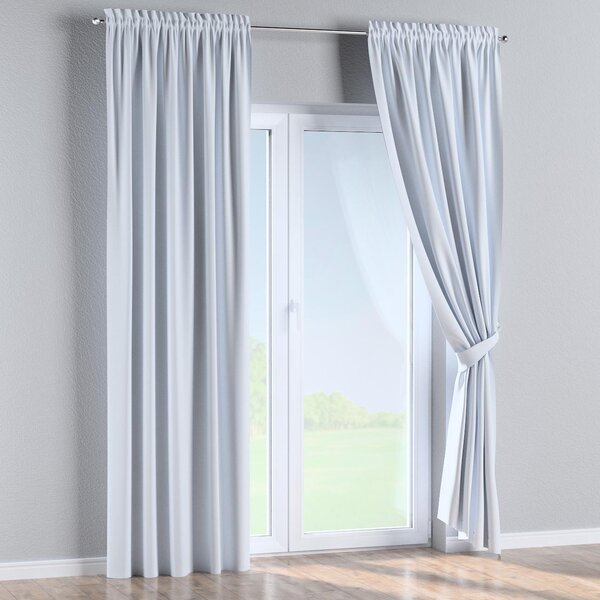 Slot and frill curtains
