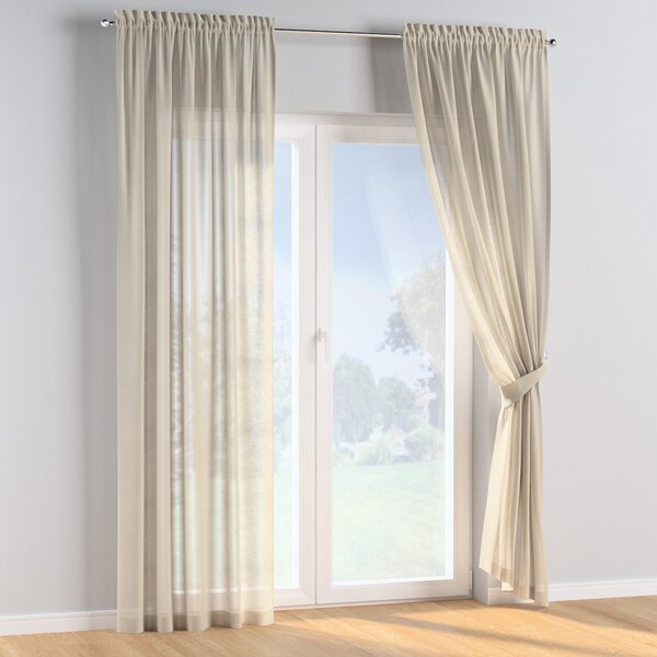 Slot and frill curtains