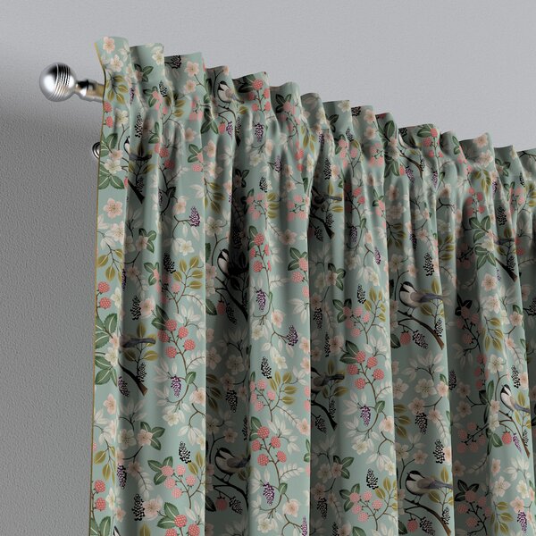 Slot and frill curtains