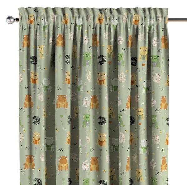 Slot and frill curtains