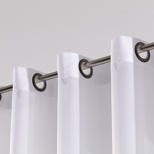 Eyelet voile/net curtains