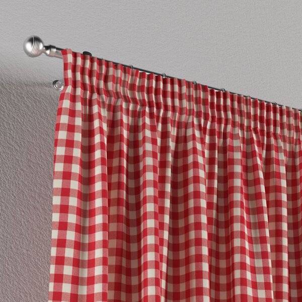 Pencil pleat curtain