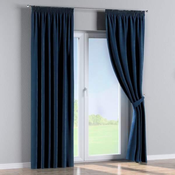Pencil pleat curtain