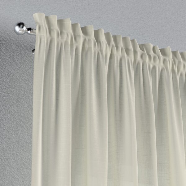 Slot and frill curtain