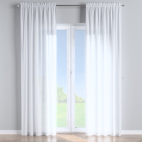 Slot and frill curtain