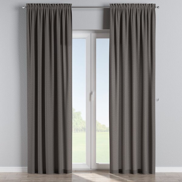 Slot and frill curtain