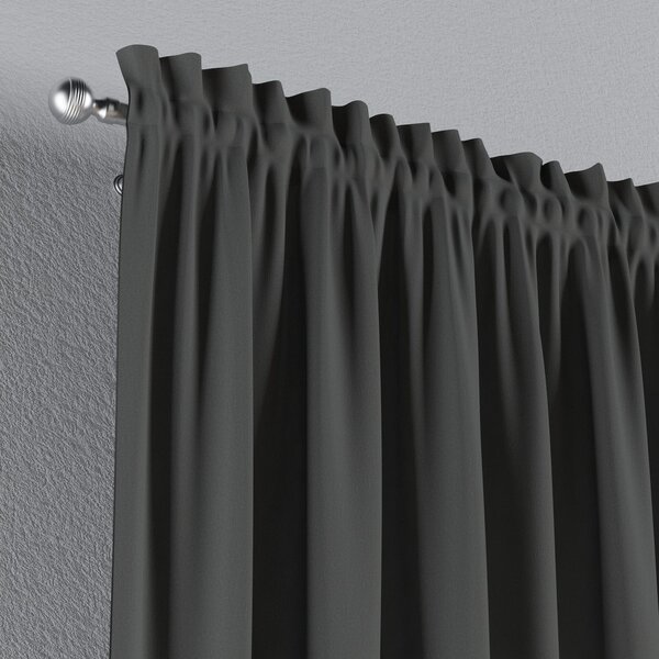 Slot and frill curtain