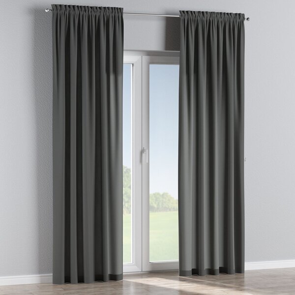 Slot and frill curtain