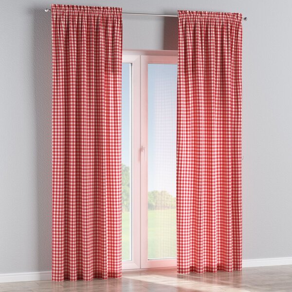 Slot and frill curtain