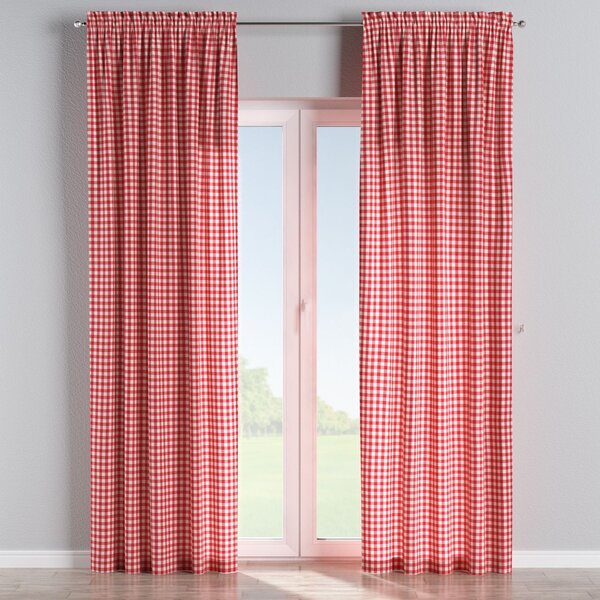 Slot and frill curtain