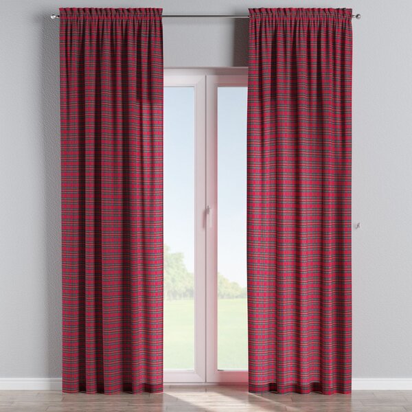 Slot and frill curtain