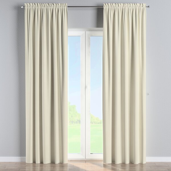 Slot and frill curtain