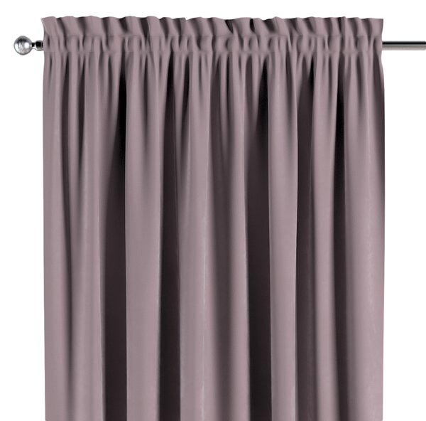 Slot and frill curtain