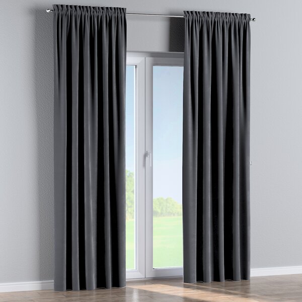 Slot and frill curtain