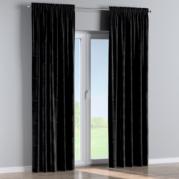 Slot and frill curtain