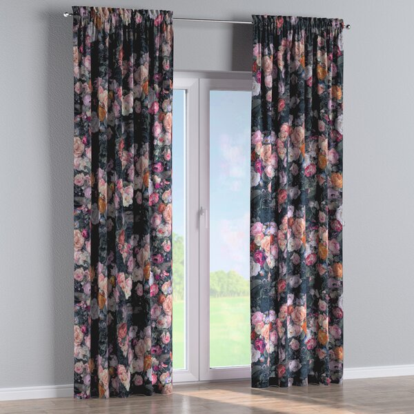 Slot and frill curtain