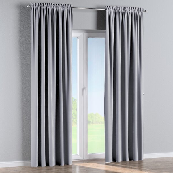 Slot and frill curtain