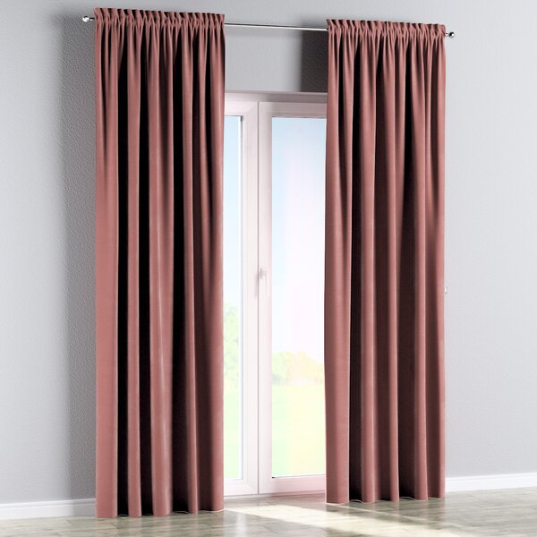 Slot and frill curtain