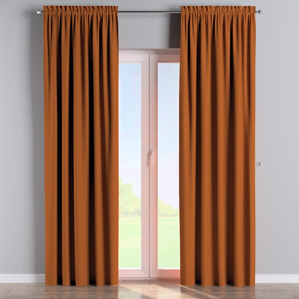 Slot and frill curtain