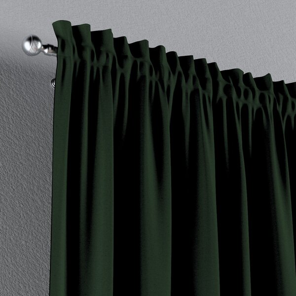 Slot and frill curtain