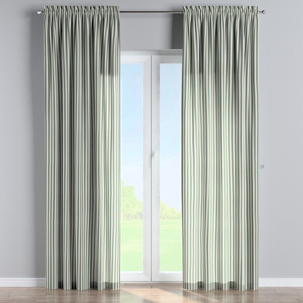 Slot and frill curtain