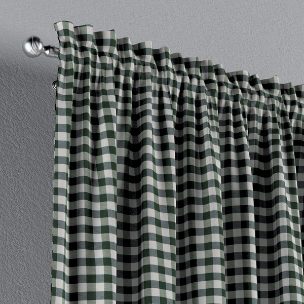 Slot and frill curtain