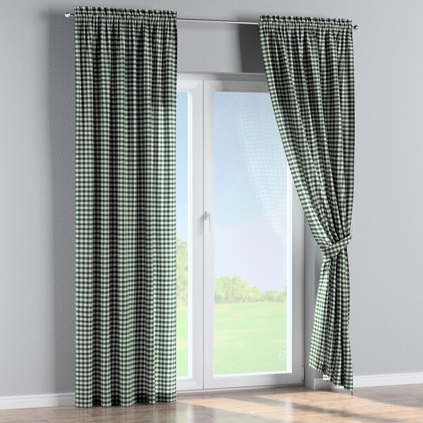 Slot and frill curtain